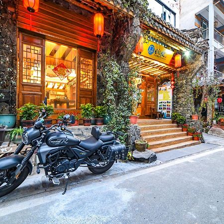 Destination Youth Hostel Zhangjiajie Exterior photo