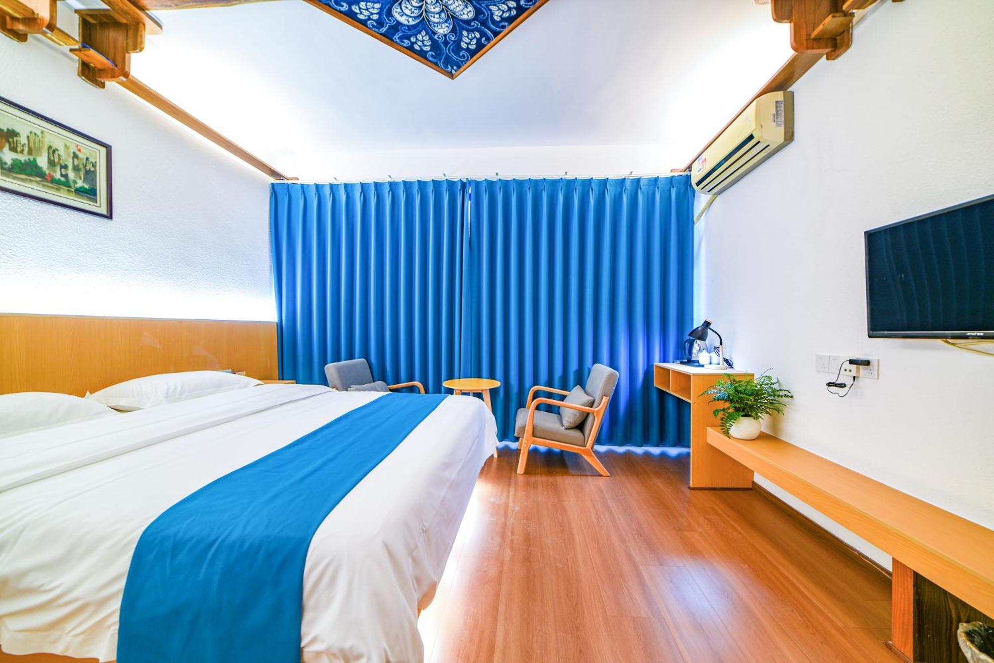 Destination Youth Hostel Zhangjiajie Exterior photo
