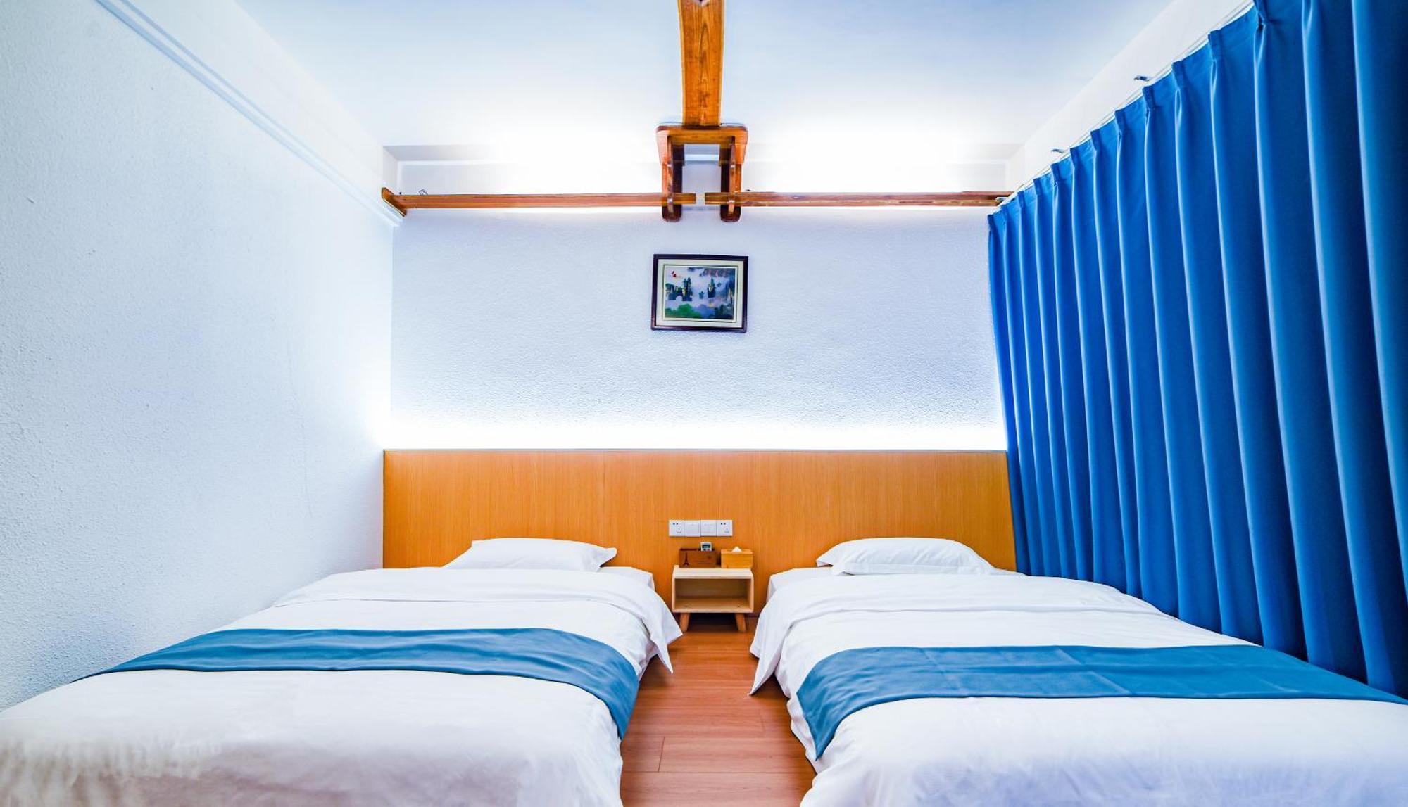 Destination Youth Hostel Zhangjiajie Exterior photo