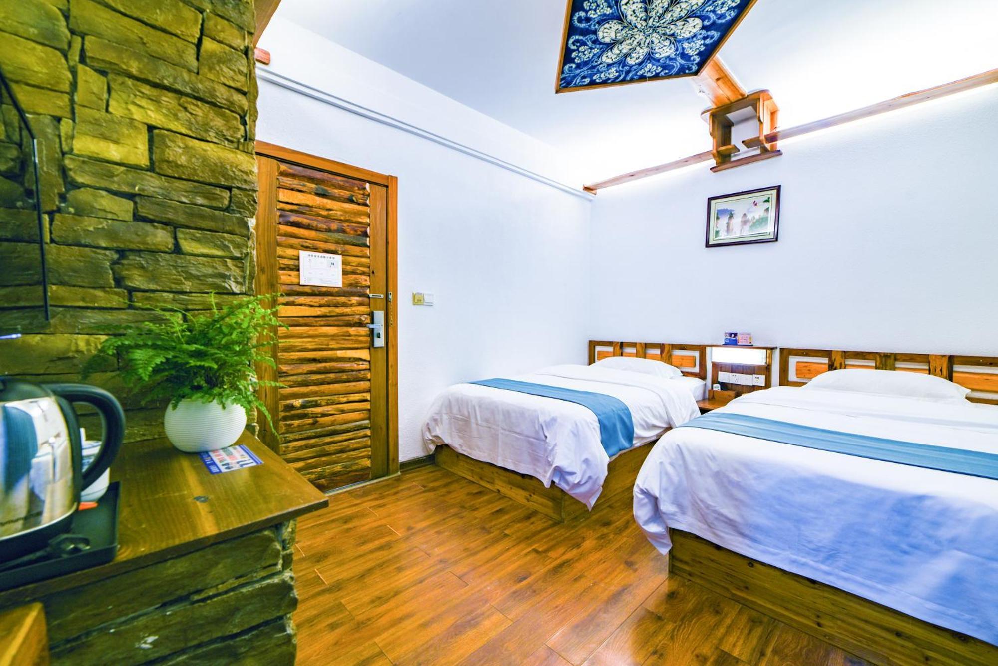 Destination Youth Hostel Zhangjiajie Exterior photo