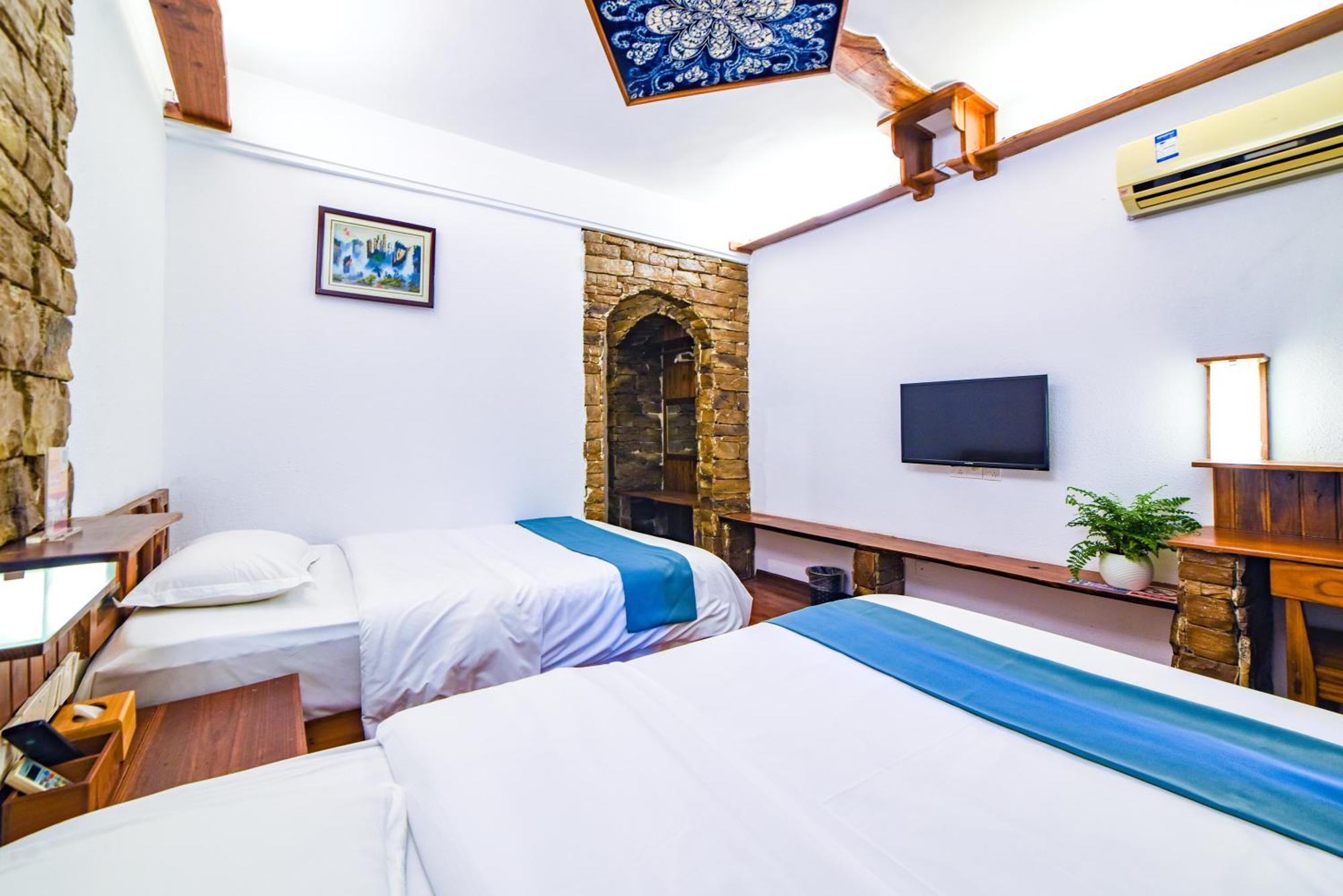 Destination Youth Hostel Zhangjiajie Exterior photo